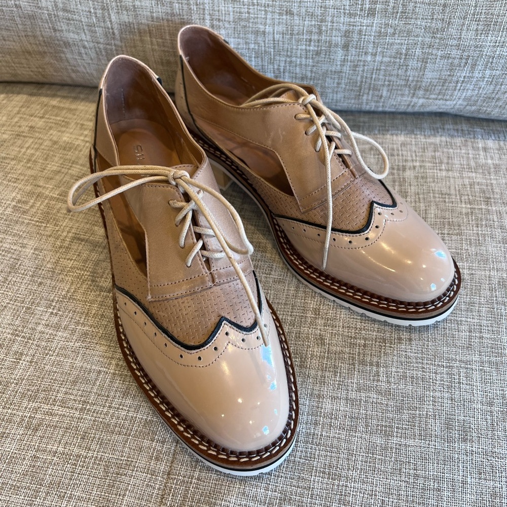 Tan Leather Sneakers with Brogue Detailing